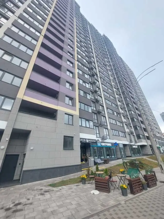 Фото Selling a 1-room apartment, 44 sq.m., Povitroflotskyi Avenue  Kyiv, price: 70500 USD, code 8428