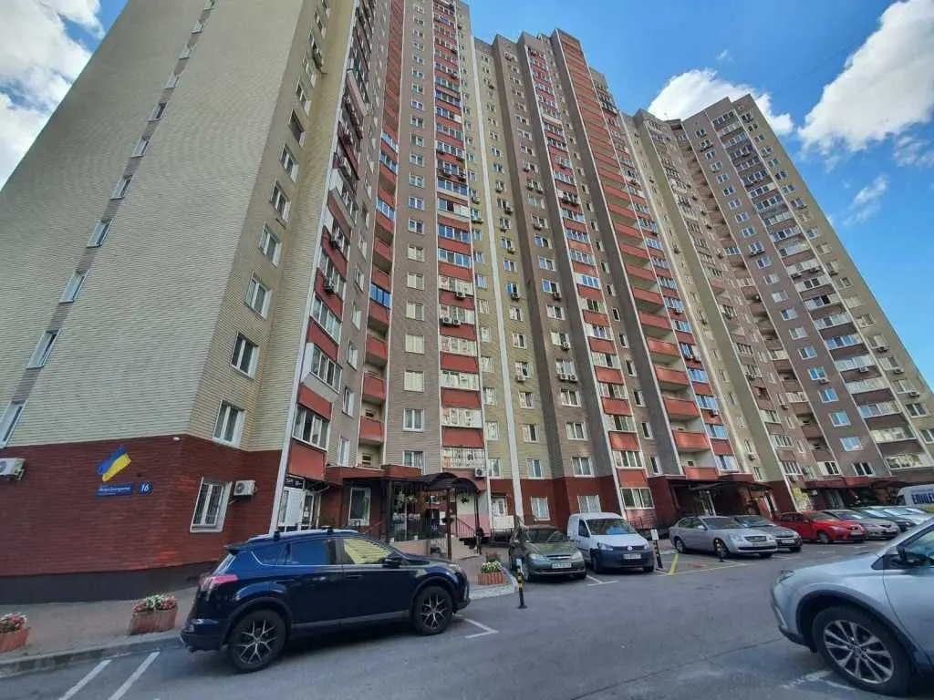Фото Продаю 1 кімнатну квартиру, 28.2 кв. м, Петра Григоренка просп. 16 Київ, ціна: 46000 USD, код 8436