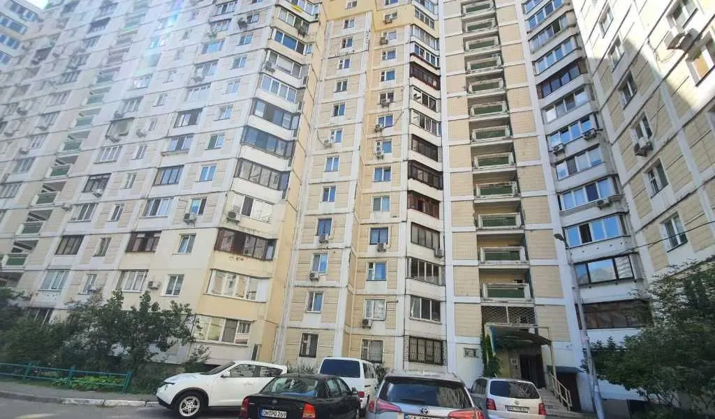 Фото Продаю 2 кімнатну квартиру, 61.2 кв. м, Вишняківська вул. 7а Київ, ціна: 64000 USD, код 8437