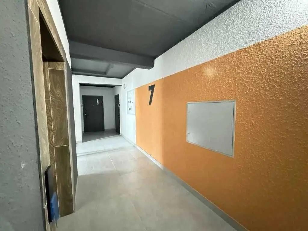 Фото Selling a 3-room apartment, 83.3 sq.m., Buhaia Street  Vovchynets, price: 93000 USD, code 8453