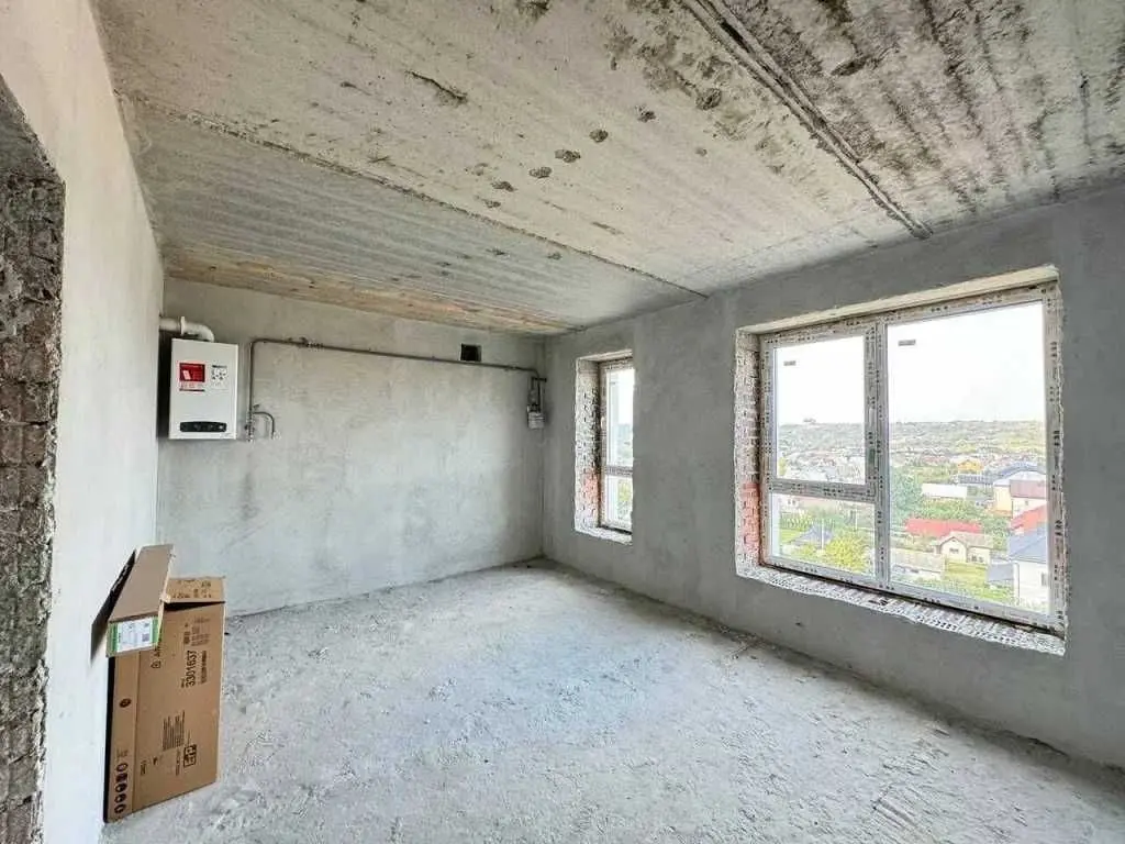 Фото Selling a 3-room apartment, 83.3 sq.m., Buhaia Street  Vovchynets, price: 93000 USD, code 8453