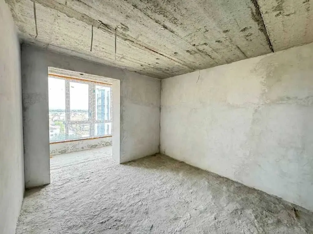 Фото Selling a 3-room apartment, 83.3 sq.m., Buhaia Street  Vovchynets, price: 93000 USD, code 8453
