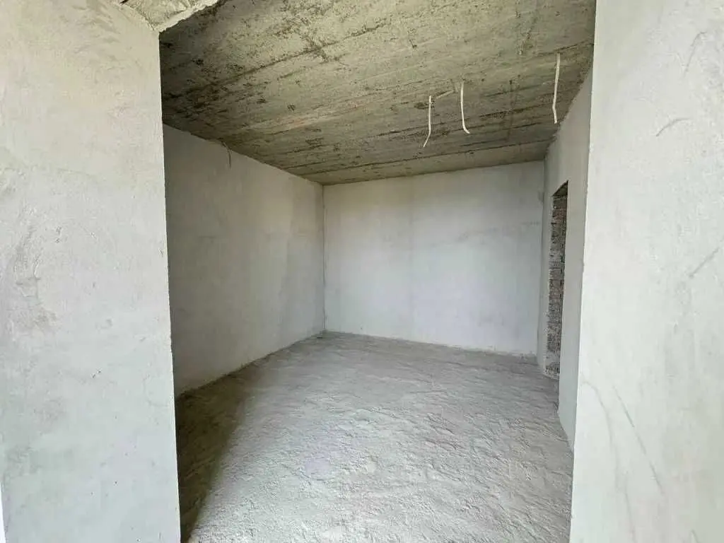 Фото Selling a 3-room apartment, 83.3 sq.m., Buhaia Street  Vovchynets, price: 93000 USD, code 8453