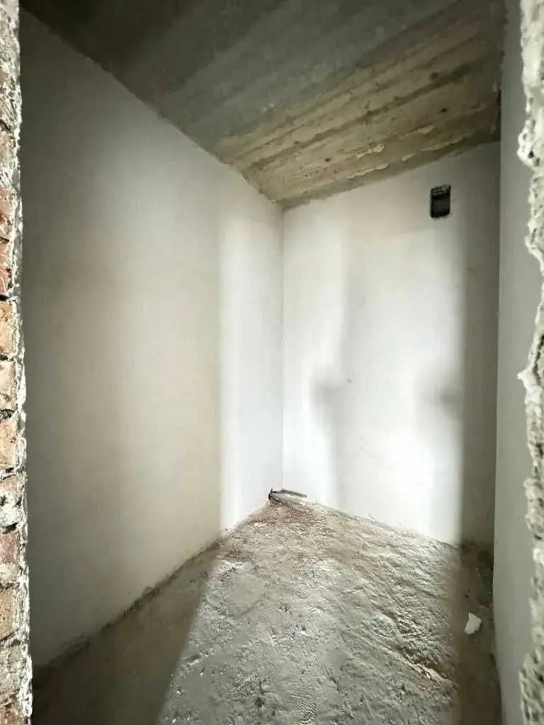 Фото Selling a 3-room apartment, 83.3 sq.m., Buhaia Street  Vovchynets, price: 93000 USD, code 8453