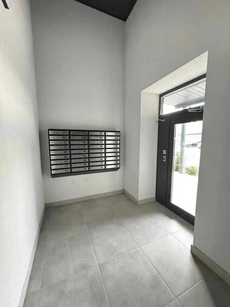 Фото Selling a 3-room apartment, 83.3 sq.m., Buhaia Street  Vovchynets, price: 93000 USD, code 8453