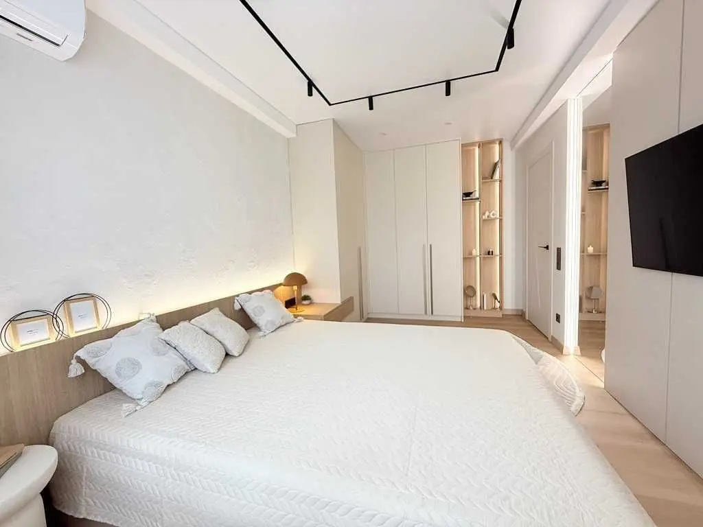 Фото Rent a 2-room apartment, Akademika Bohomoltsia Street  Kyiv for long-term rent, price: 900 USD, code 8454