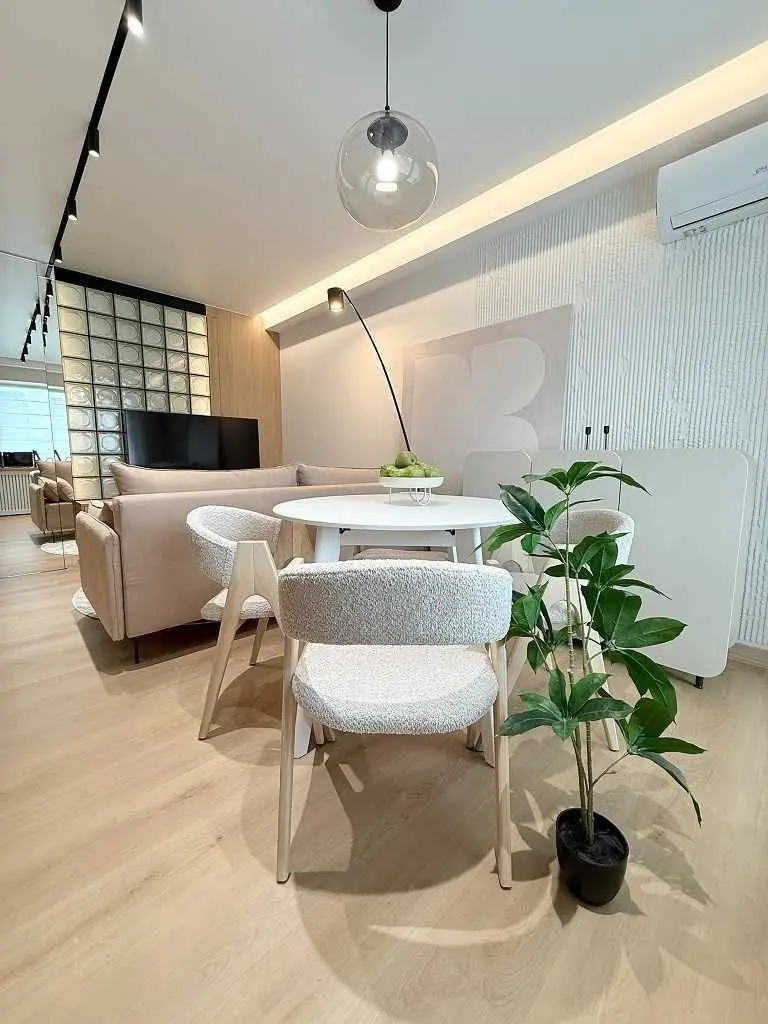 Фото Rent a 2-room apartment, Akademika Bohomoltsia Street  Kyiv for long-term rent, price: 900 USD, code 8454