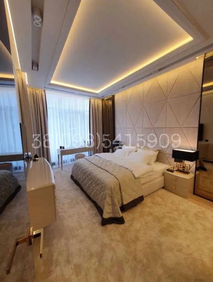 Фото Rent a 3-room apartment, John Paul II Street (Patrisa Lumumby Street) 6/1 Kyiv for long-term rent, price: 3500 USD, code 8457