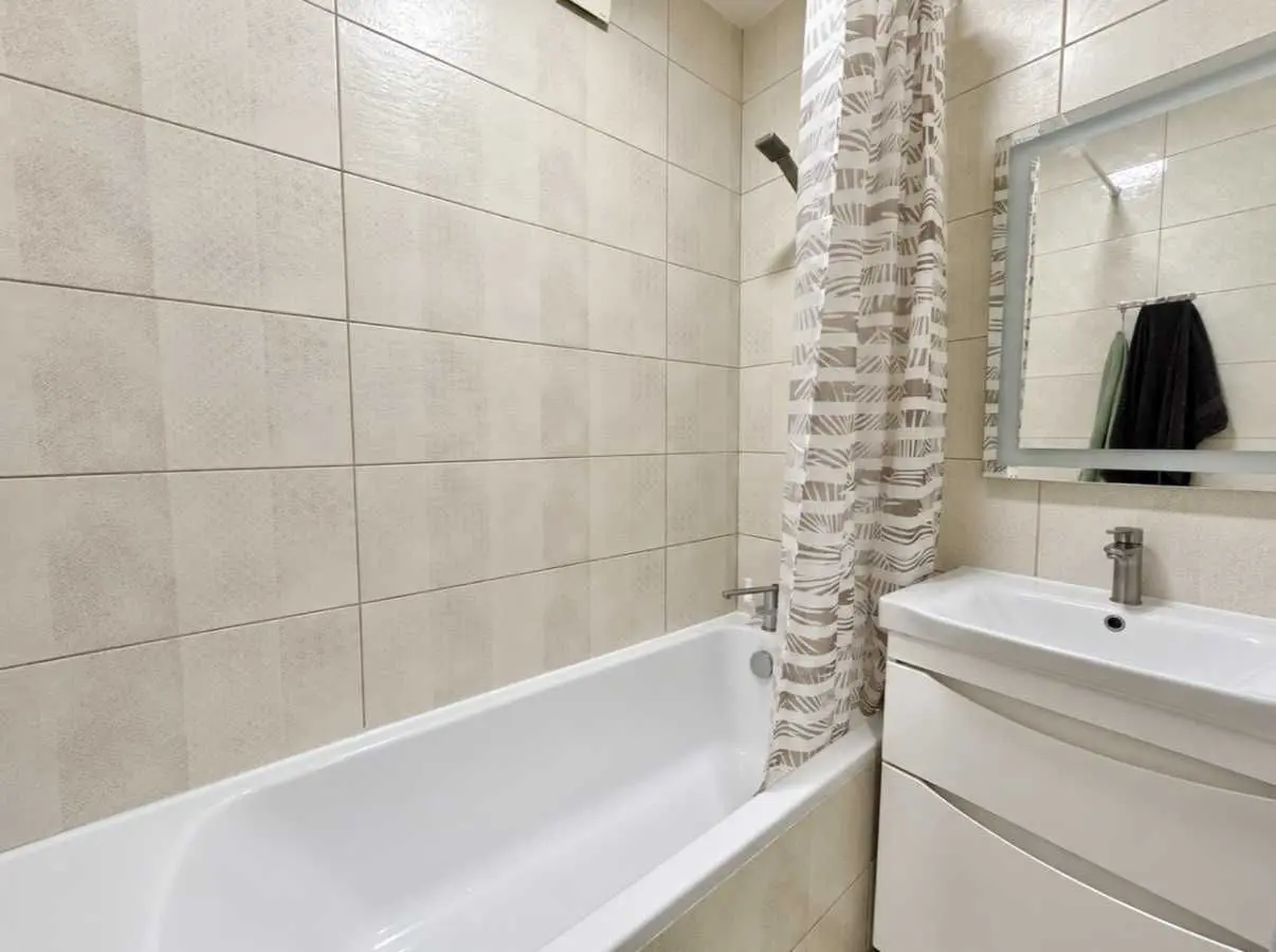 Фото Продаю 1-комнатную квартиру, 48.3 кв. м, Гнатюка пер. (Гайдара)  Ирпень, цена: 76500 USD, код 8459