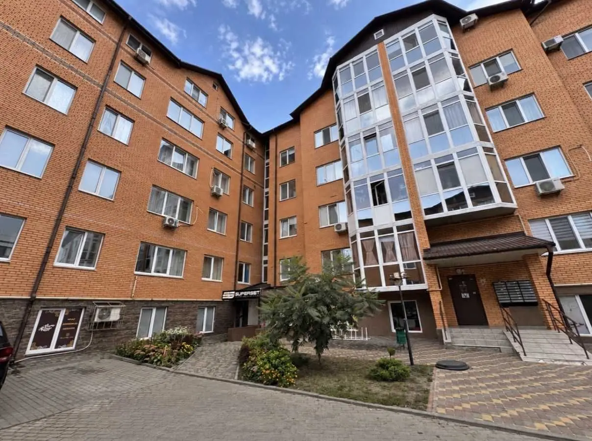 Фото Продаю 1-комнатную квартиру, 48.3 кв. м, Гнатюка пер. (Гайдара)  Ирпень, цена: 76500 USD, код 8459