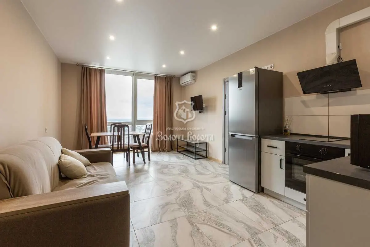 Фото Selling a 1-room apartment, 47.2 sq.m., Zarichna Street 6к2 Kyiv, price: 103500 USD, code 8462