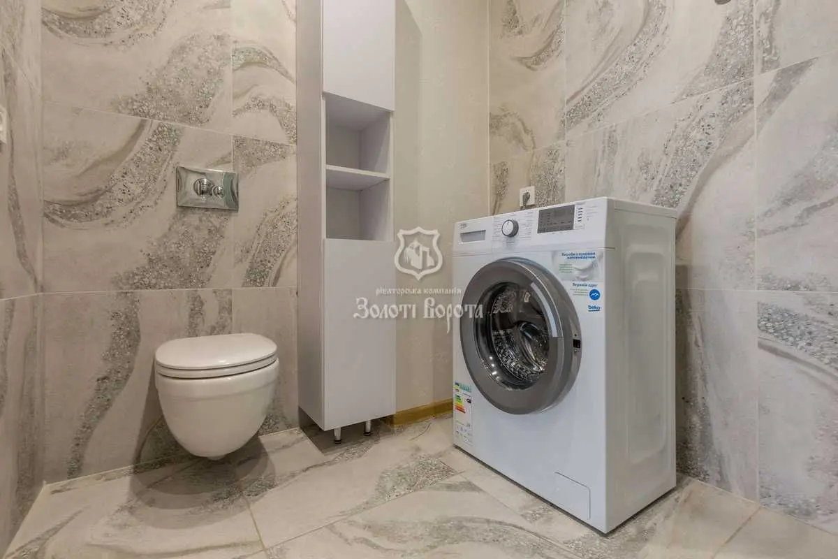 Фото Selling a 1-room apartment, 47.2 sq.m., Zarichna Street 6к2 Kyiv, price: 103500 USD, code 8462