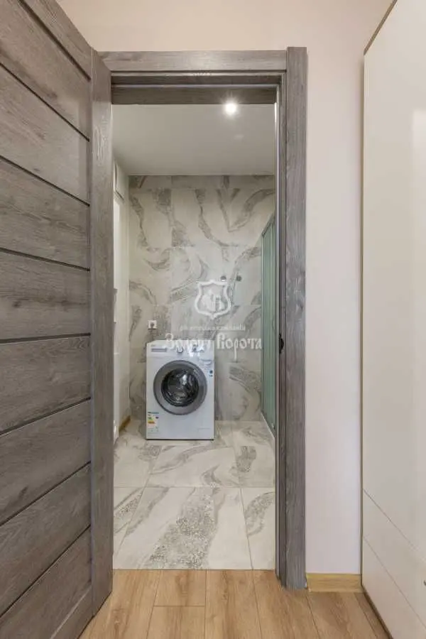 Фото Selling a 1-room apartment, 47.2 sq.m., Zarichna Street 6к2 Kyiv, price: 103500 USD, code 8462