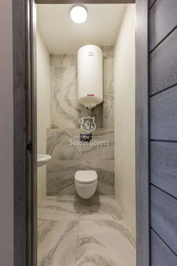 Фото Selling a 1-room apartment, 47.2 sq.m., Zarichna Street 6к2 Kyiv, price: 103500 USD, code 8462