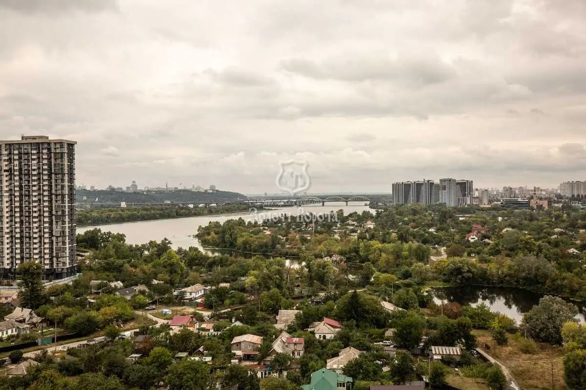 Фото Selling a 1-room apartment, 47.2 sq.m., Zarichna Street 6к2 Kyiv, price: 103500 USD, code 8462