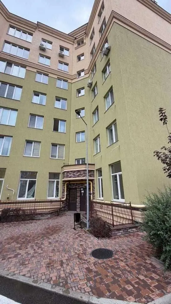 Фото Selling a 1-room apartment, 37.9 sq.m., 7 Sofiivska Borschahivka, price: 77000 USD, code 8463
