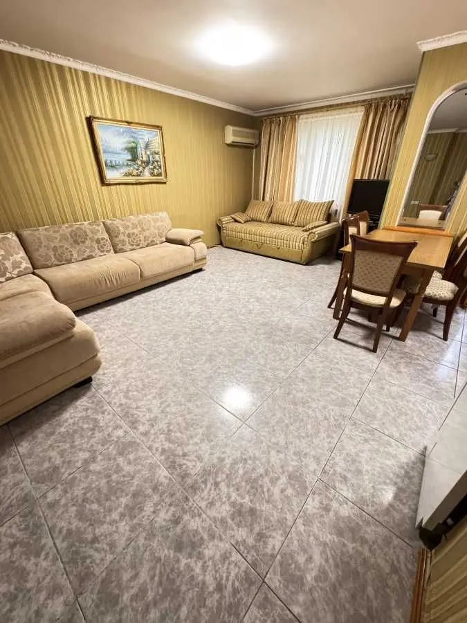 Фото Rent a 3-room apartment, Heroiv Stalinhrada Avenue  Kyiv for long-term rent, price: 20999 UAH, code 8465