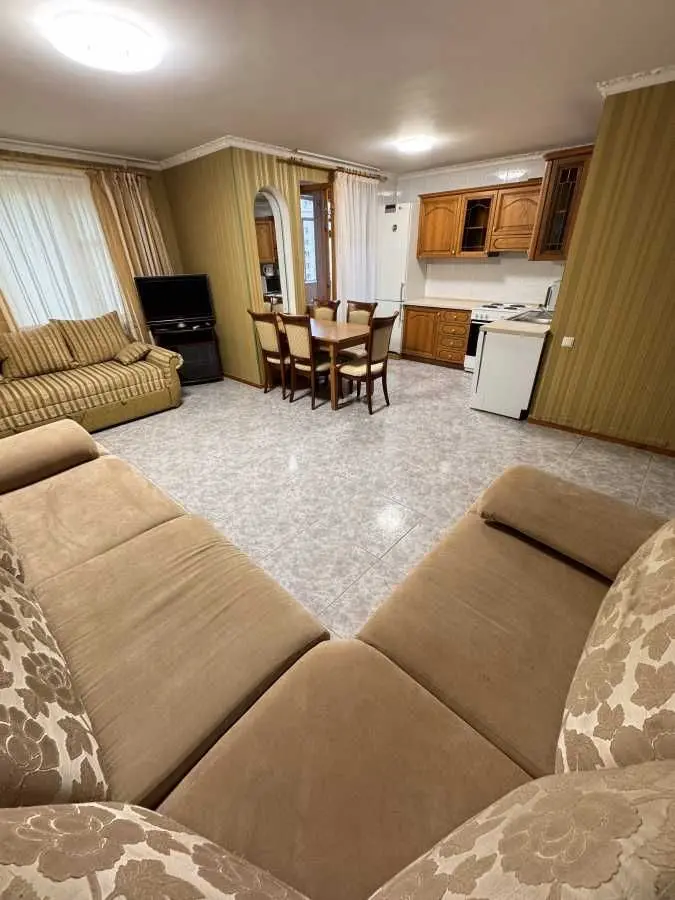 Фото Rent a 3-room apartment, Heroiv Stalinhrada Avenue  Kyiv for long-term rent, price: 20999 UAH, code 8465