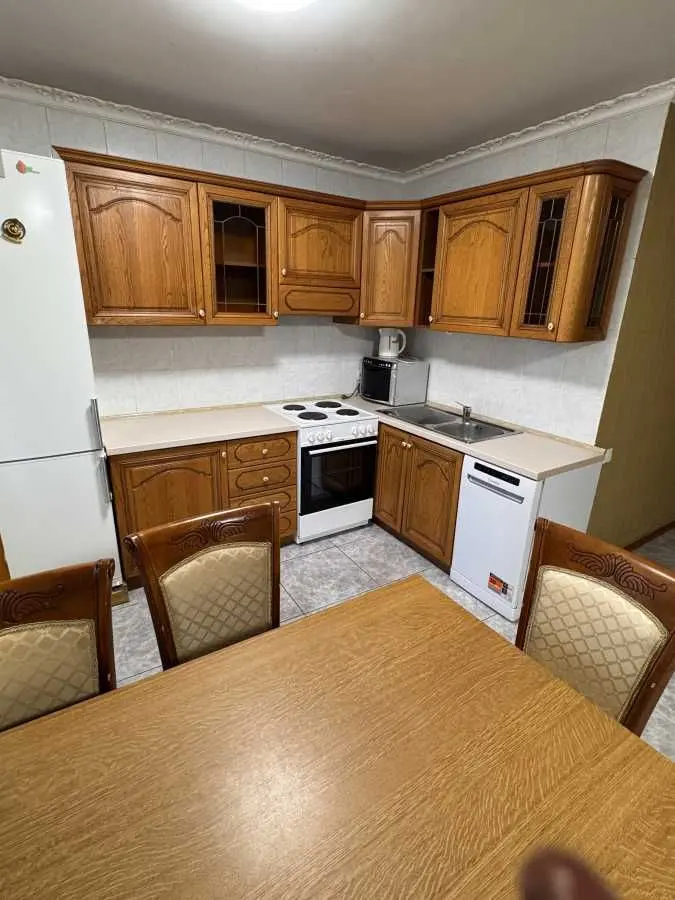 Фото Rent a 3-room apartment, Heroiv Stalinhrada Avenue  Kyiv for long-term rent, price: 20999 UAH, code 8465