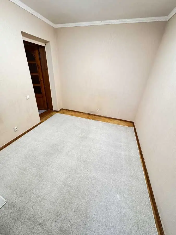 Фото Rent a 3-room apartment, Heroiv Stalinhrada Avenue  Kyiv for long-term rent, price: 20999 UAH, code 8465