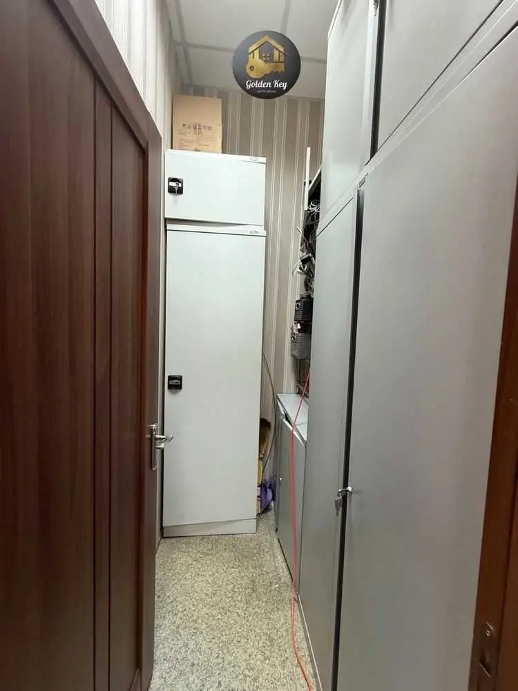 Фото Selling an office, 29.2 sq.m., Yevhena Sverstiuka Street  Kyiv, price: 60000 USD, code 8469