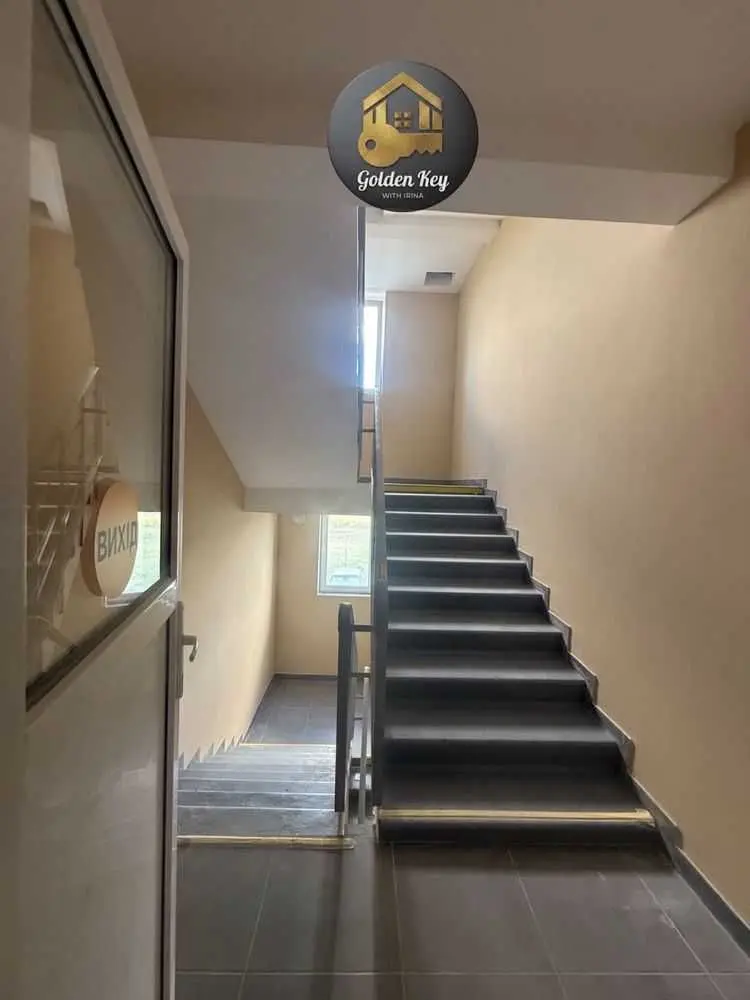 Фото Selling a 3-room apartment, 68.2 sq.m., Chubynske, price: 69000 USD, code 8470