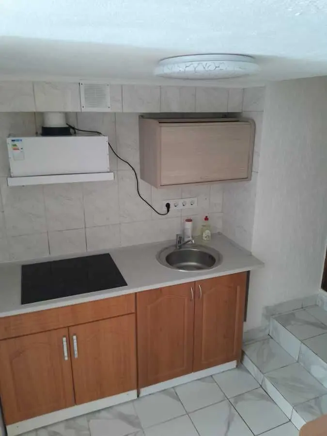Фото Rent a 6-room apartment, Symona Petliury Street 5 Kyiv for long-term rent, price: 4000 UAH, code 8471