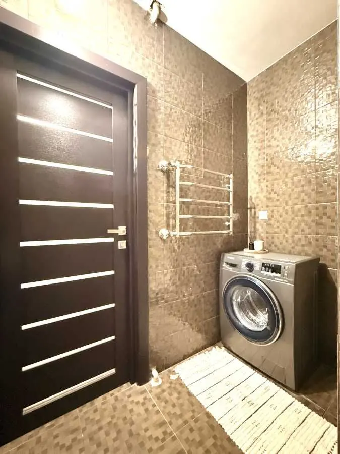 Фото Selling a 1-room apartment, 51.1 sq.m., Boryspilska Street  Kyiv, price: 57500 USD, code 8472