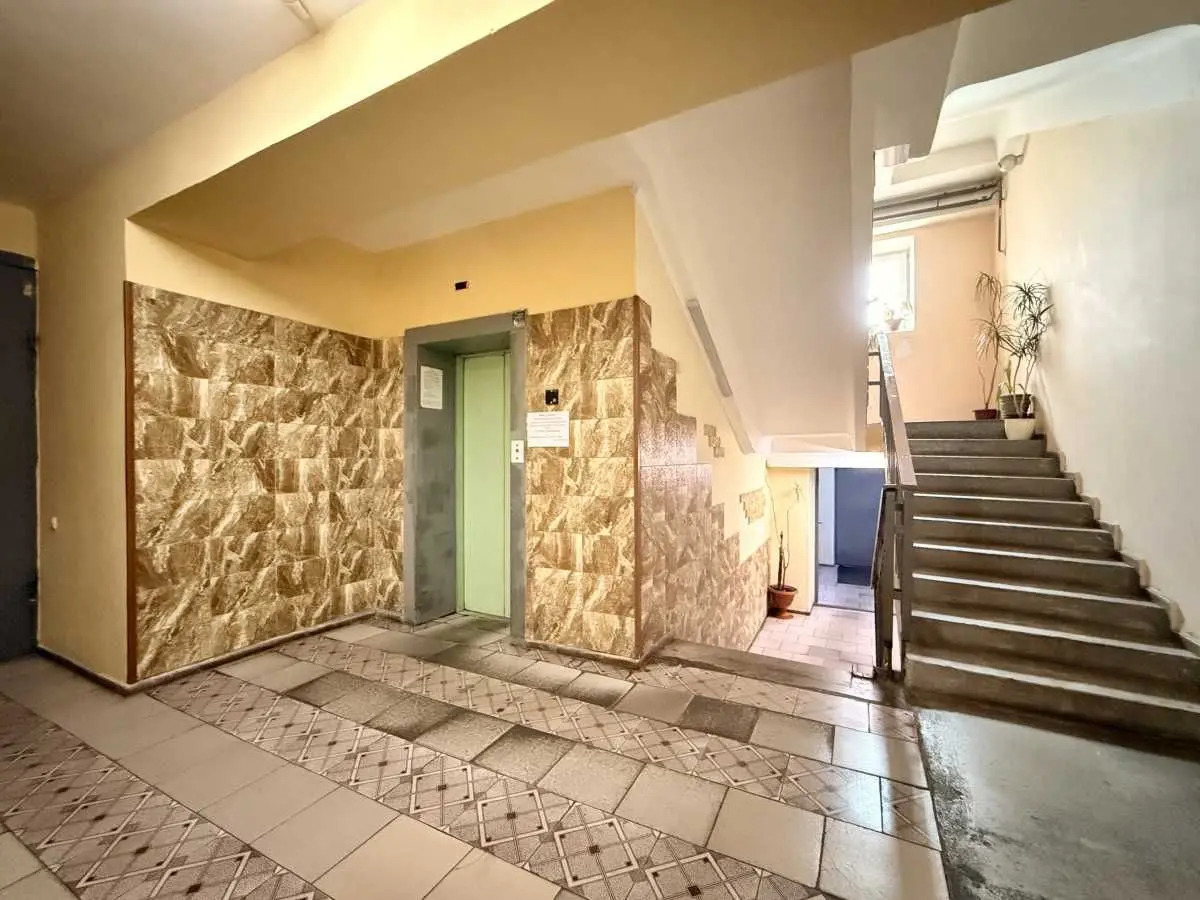 Фото Selling a 1-room apartment, 51.1 sq.m., Boryspilska Street  Kyiv, price: 57500 USD, code 8472