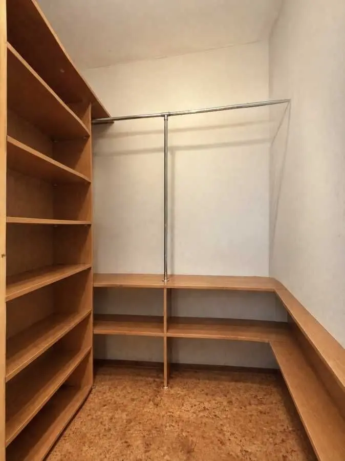 Фото Selling a 1-room apartment, 51.1 sq.m., Boryspilska Street  Kyiv, price: 57500 USD, code 8472