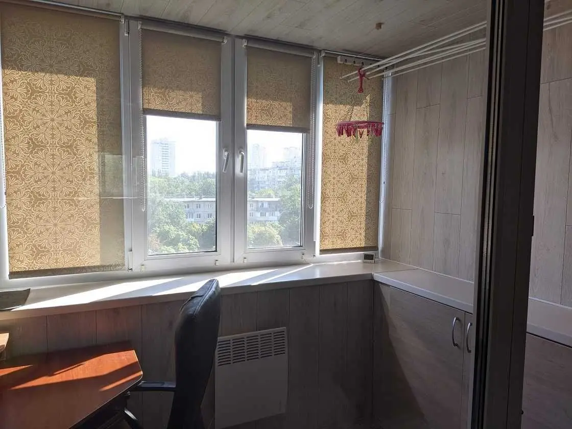 Фото Selling a 3-room apartment, 57 sq.m., Mykoly Mikhnovskoho Boulevard (Druzhby Narodiv Boulevard) 19 Kyiv, price: 70000 USD, code 8476
