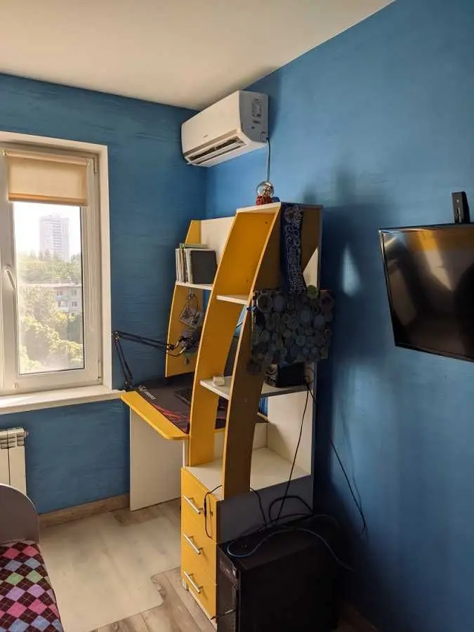 Фото Selling a 3-room apartment, 57 sq.m., Mykoly Mikhnovskoho Boulevard (Druzhby Narodiv Boulevard) 19 Kyiv, price: 70000 USD, code 8476