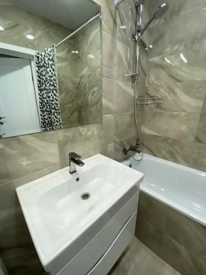 Фото Rent a 1-room apartment, Mykoly Hulaka Street  Kyiv for long-term rent, price: 17000 UAH, code 8481