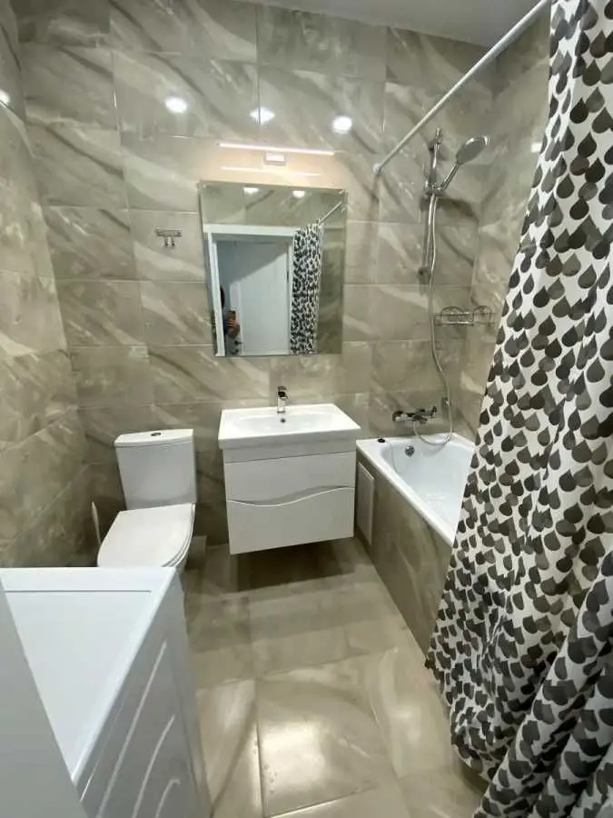 Фото Rent a 1-room apartment, Mykoly Hulaka Street  Kyiv for long-term rent, price: 17000 UAH, code 8481