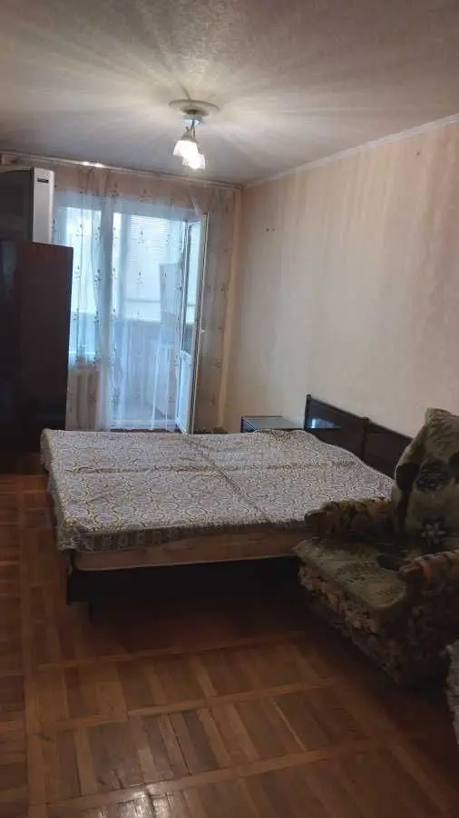 Фото Зняти 3 кімнатну квартиру, Полярна вул. 7 Київ в довгострокову оренду, ціна: 12000 UAH, код 8483