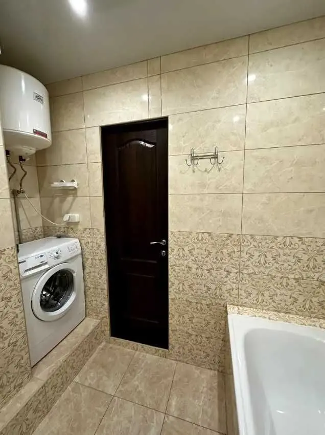 Фото Зняти 1 кімнатну квартиру, Бориса Гмирі вул. 16 Київ в довгострокову оренду, ціна: 15000 UAH, код 8484