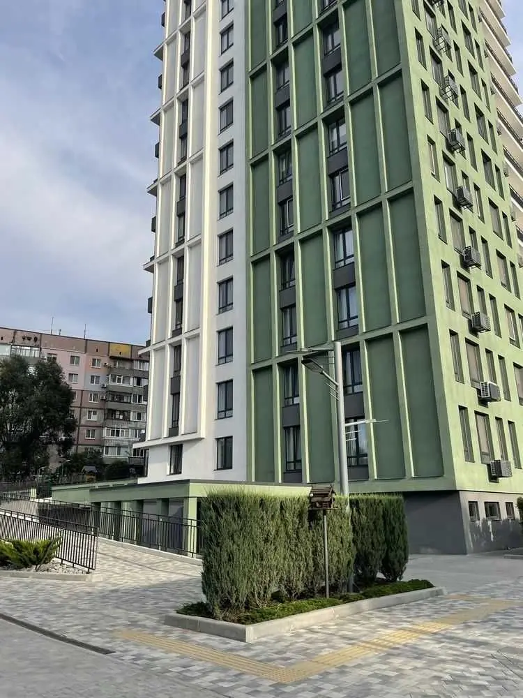 Фото Продаю 1 кімнатну квартиру, 44.6 кв. м, Космічна вул.  Дніпро, ціна: 48500 USD, код 8485