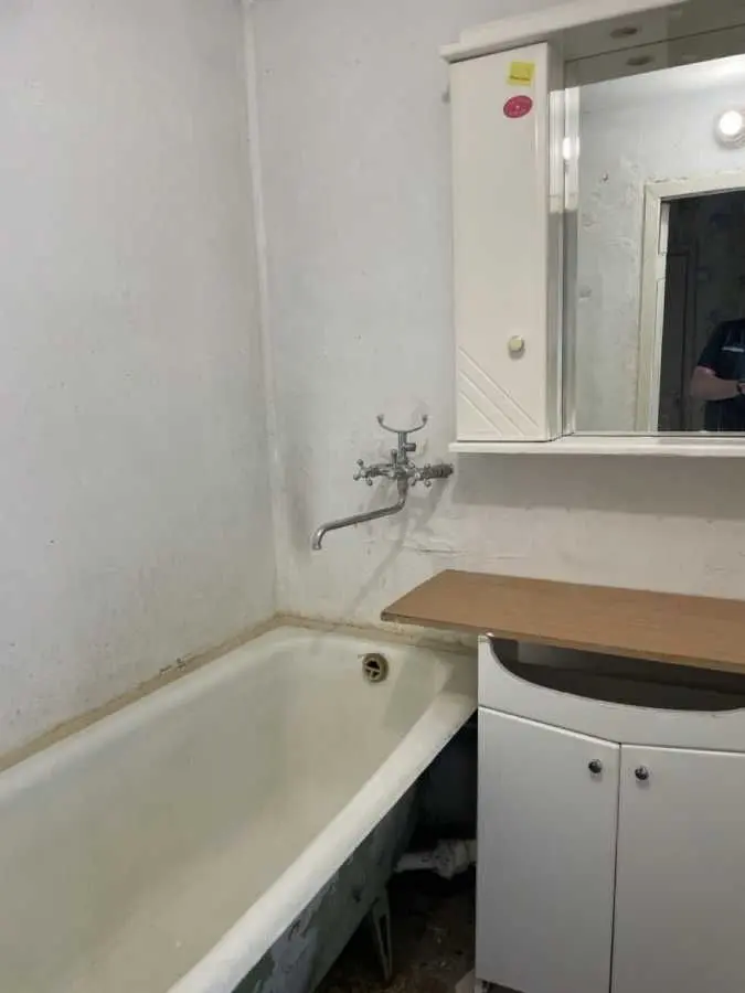 Фото Selling a 1-room apartment, 35 sq.m., Demiivska Street 47 Kyiv, price: 43000 USD, code 8487