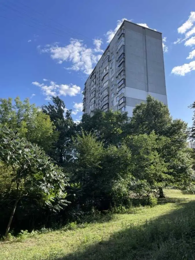 Фото Selling a 1-room apartment, 35 sq.m., Demiivska Street 47 Kyiv, price: 43000 USD, code 8487