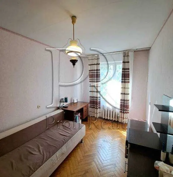 Фото Продаю 2 кімнатну квартиру, 46 кв. м, Дарницький бульв. 7 Київ, ціна: 49000 USD, код 8491