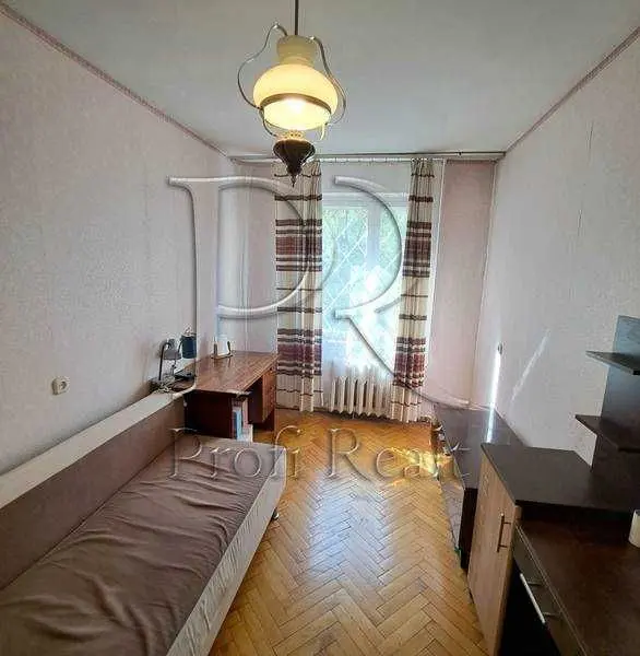 Фото Продаю 2 кімнатну квартиру, 46 кв. м, Дарницький бульв. 7 Київ, ціна: 49000 USD, код 8491