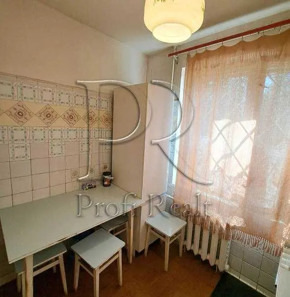 Фото Продаю 2 кімнатну квартиру, 46 кв. м, Дарницький бульв. 7 Київ, ціна: 49000 USD, код 8491