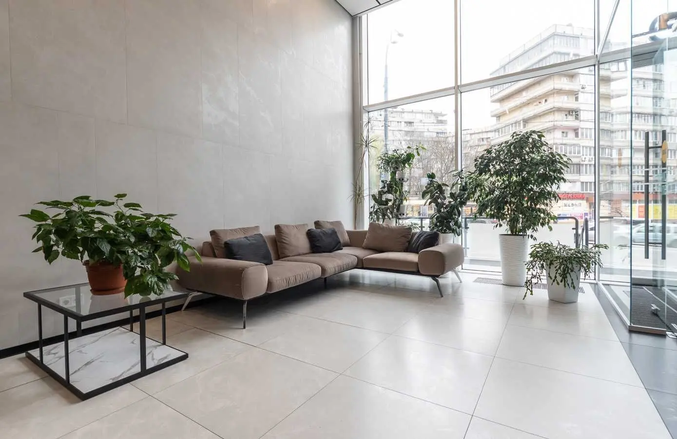 Фото Selling a 1-room apartment, 46.2 sq.m., Uzhhorodskyi Lane  Kyiv, price: 138000 USD, code 8497