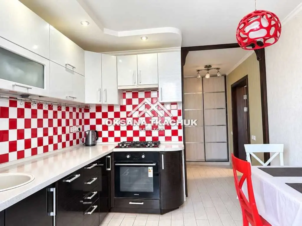 Фото Rent a 3-room apartment, Serzha Lyfaria Street (Oleksandra Saburova Street)  Kyiv for long-term rent, price: 22000 UAH, code 8500