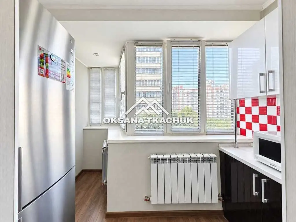 Фото Rent a 3-room apartment, Serzha Lyfaria Street (Oleksandra Saburova Street)  Kyiv for long-term rent, price: 22000 UAH, code 8500