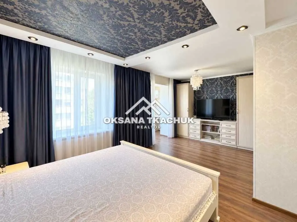 Фото Rent a 3-room apartment, Serzha Lyfaria Street (Oleksandra Saburova Street)  Kyiv for long-term rent, price: 22000 UAH, code 8500
