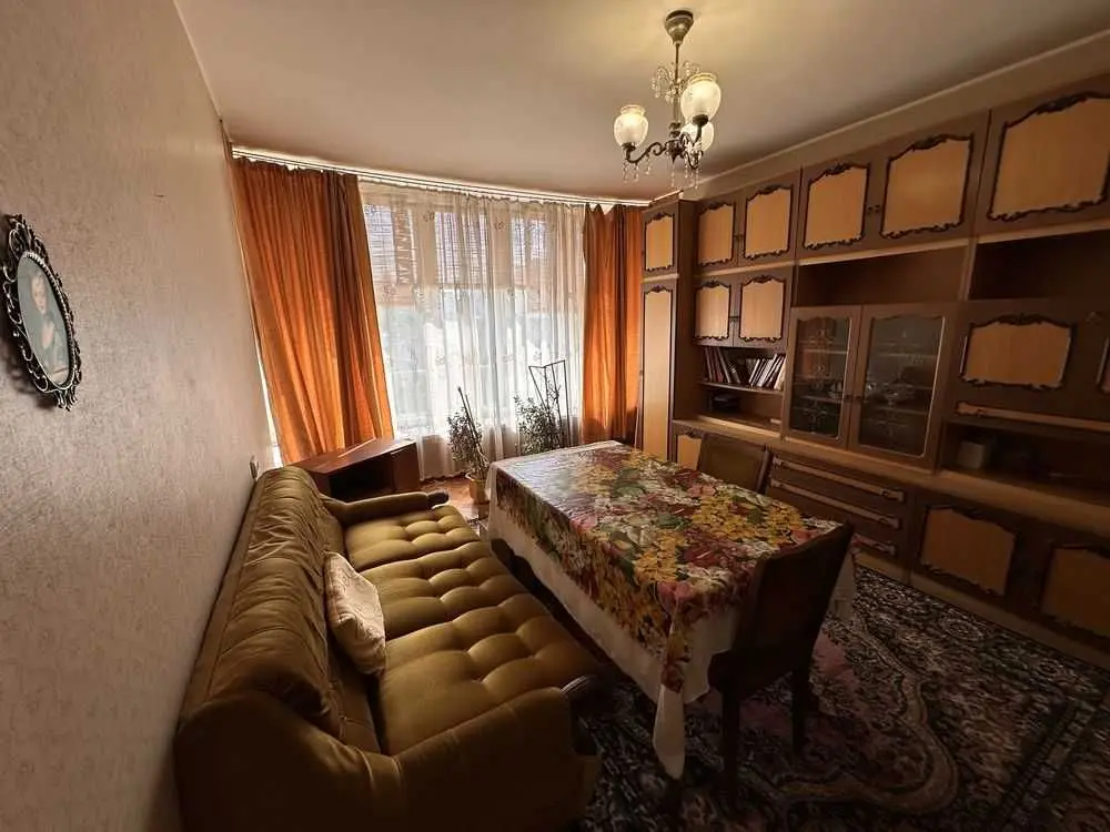Фото Selling a 3-room apartment, 94 sq.m., Mykhaila Omelianovycha-Pavlenka Street (Suvorova Street) 19 Kyiv, price: 137000 USD, code 8504