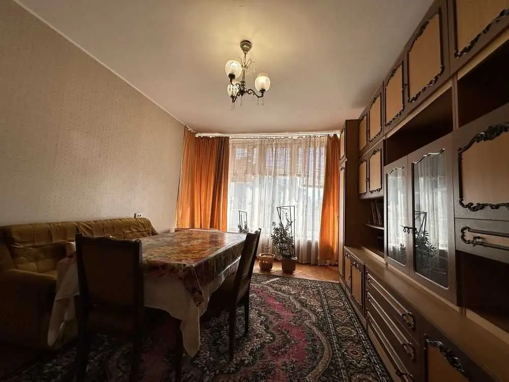 Фото Selling a 3-room apartment, 94 sq.m., Mykhaila Omelianovycha-Pavlenka Street (Suvorova Street) 19 Kyiv, price: 137000 USD, code 8504