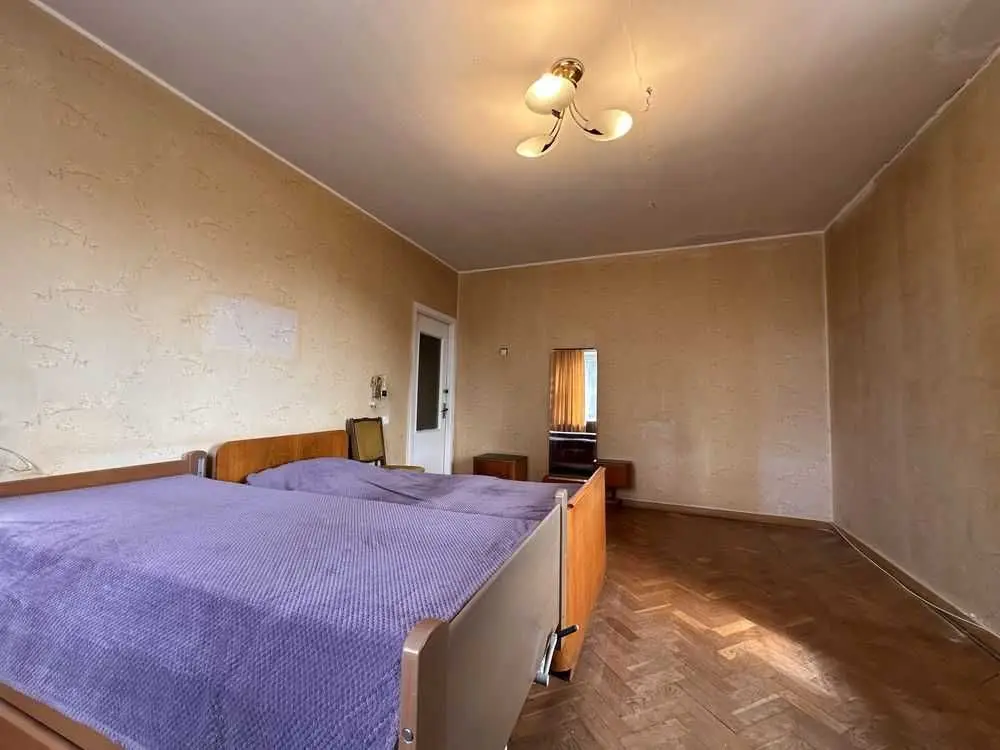 Фото Selling a 3-room apartment, 94 sq.m., Mykhaila Omelianovycha-Pavlenka Street (Suvorova Street) 19 Kyiv, price: 137000 USD, code 8504