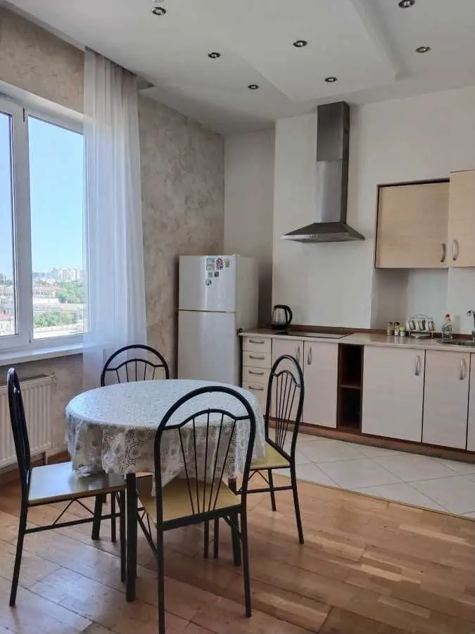 Фото Rent a 1-room apartment, Katerynynska Street 90 Odesa for long-term rent, price: 10000 UAH, code 8508